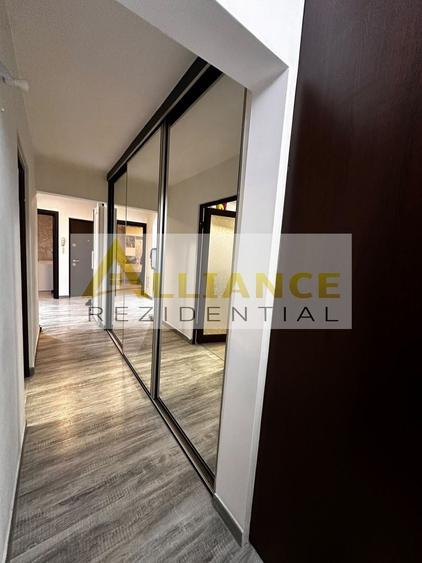 Apartament cu 3 camere decomandat, mobilat în Apărătorii Patriei