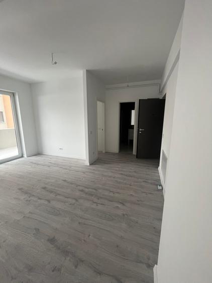 Apartament cu 3 camere decomandat în Frumoasa
