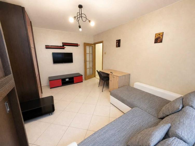 Apartament cu 2 camere semidecomandat în Central