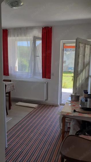 Casă cu 2 camere în Central