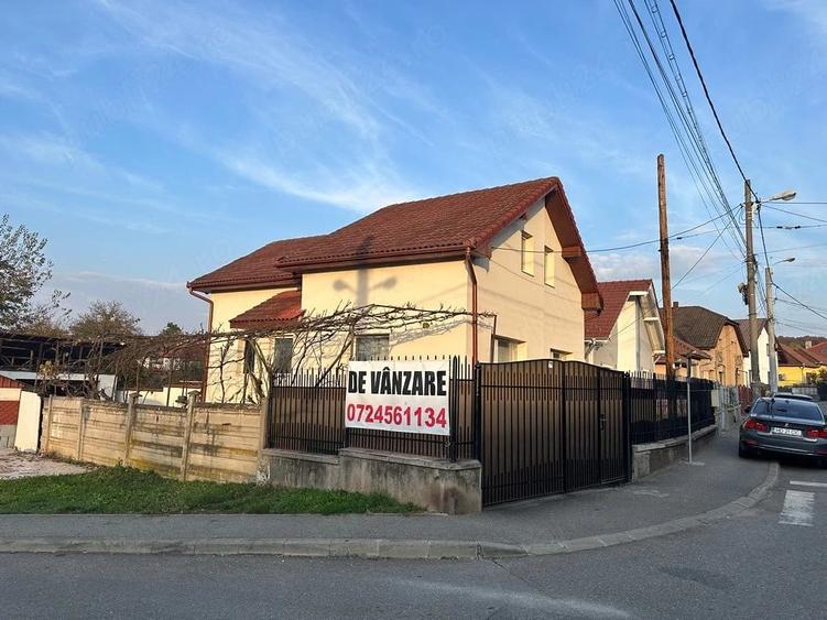 Casă cu 3 camere cu Teren 620 Mp în Central