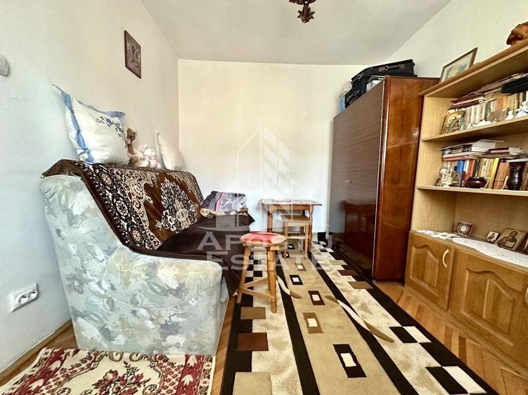 Apartament cu 2 camere nedecomandat, mobilat în Spitalul Județean