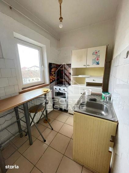 Garsonieră, mobilată în Lunei