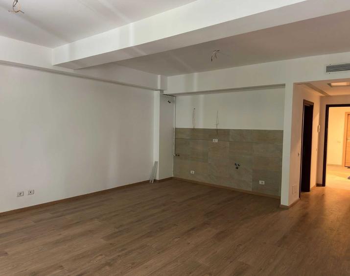 Garsonieră decomandată în Clăbucet