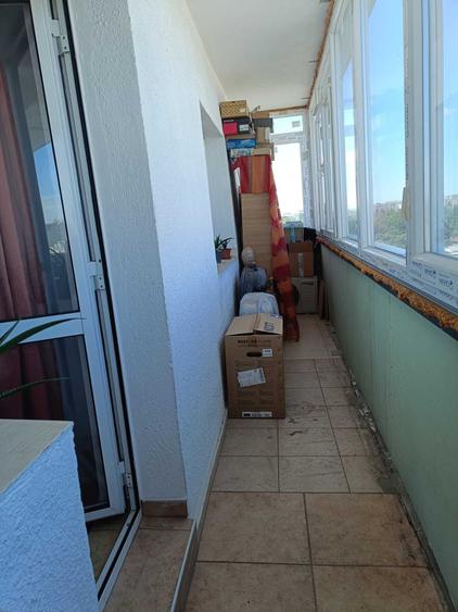 Apartament cu 2 camere semidecomandat în Exterior Vest