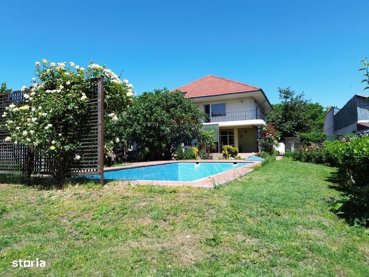 Casă cu 4 camere în Sârbi