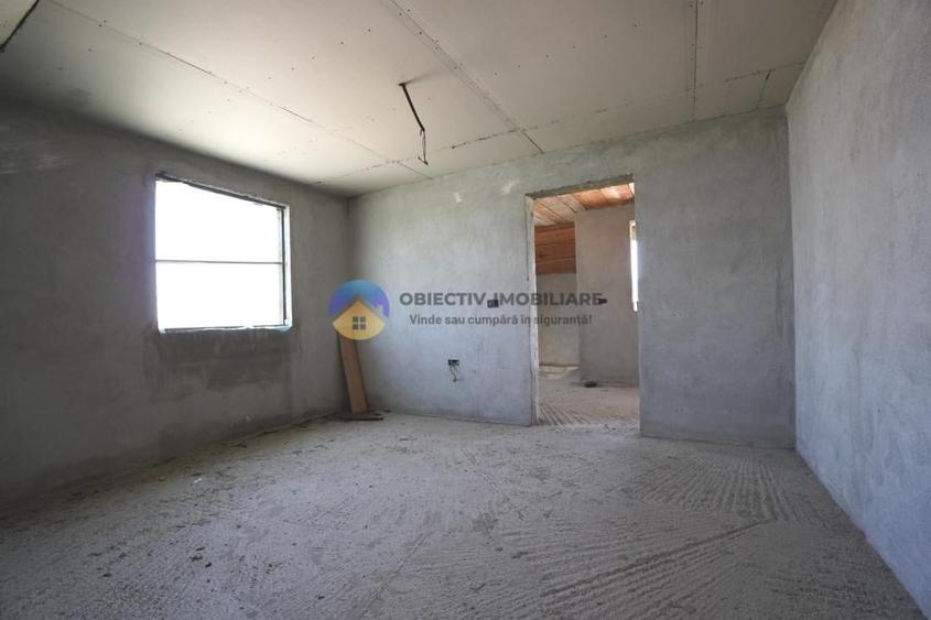 Casă cu 3 camere cu Teren 600 Mp în Cut