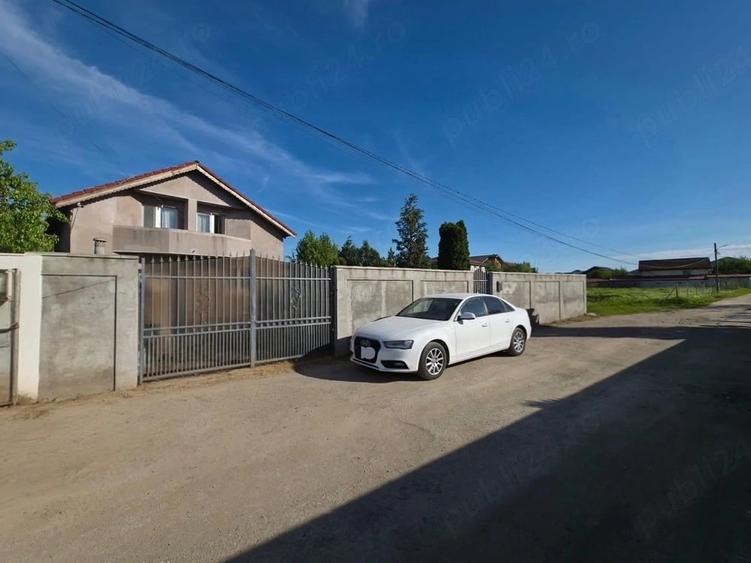 Casă cu 4 camere cu Teren 500 Mp în Central