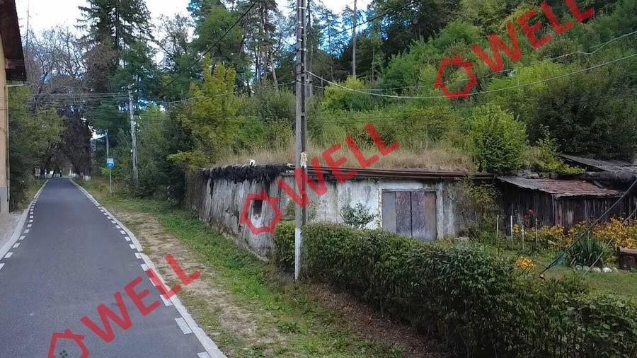 Teren Construcții intravilan de 2642 mp, în Vâlcele