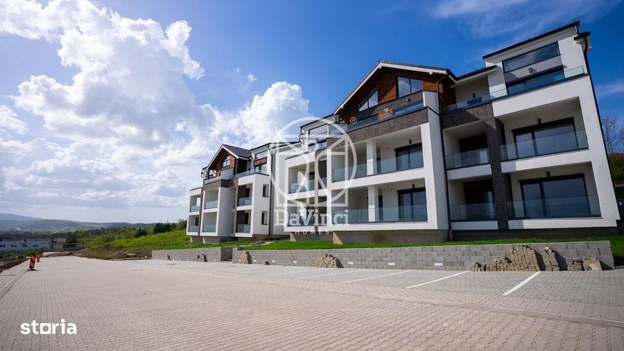 Apartament cu 5 camere în Cristian