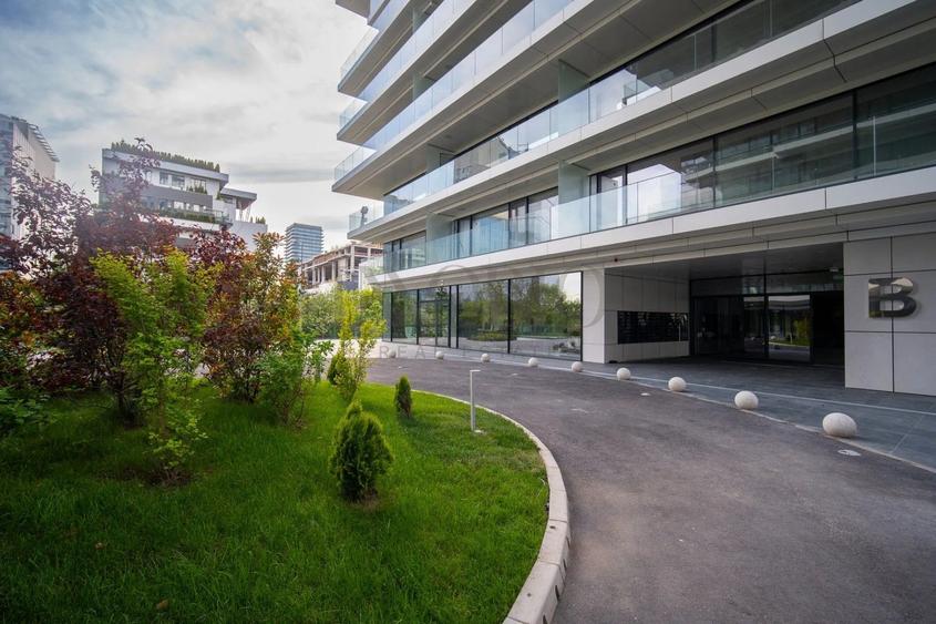Apartament cu 4 camere, mobilat în Floreasca