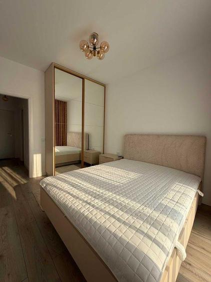 Apartament cu 2 camere decomandat în Baza 3