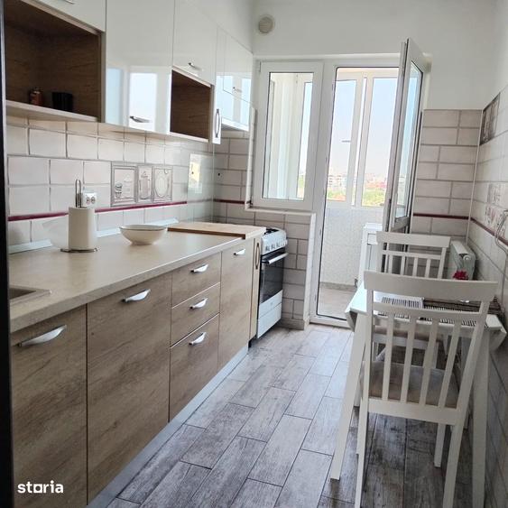 Apartament cu 2 camere decomandat în Romană