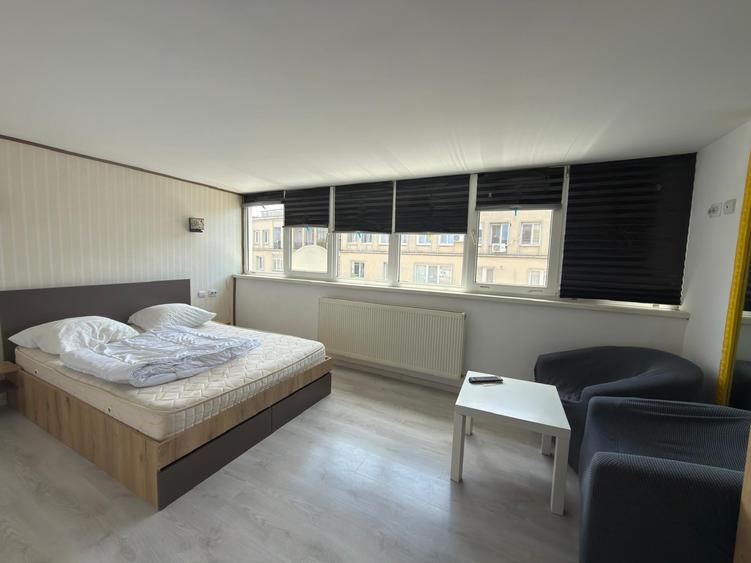 Apartament cu 2 camere semidecomandat în Calea Plevnei