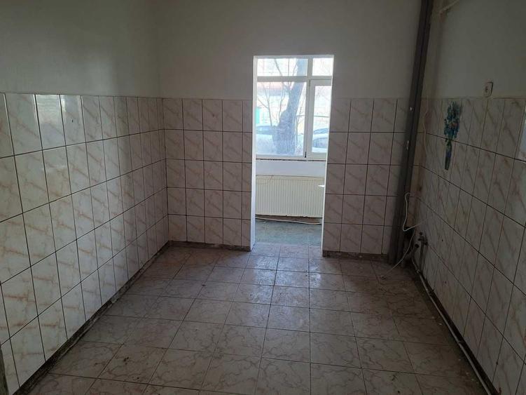 Spațiu comercial, de 54 mp, în Central