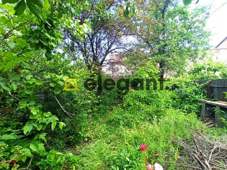 Casă individuală cu 5 camere cu Canalizare în Central