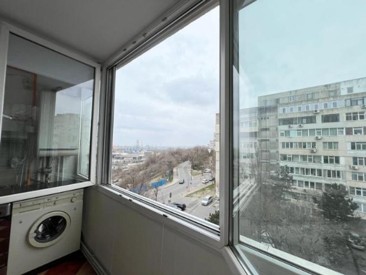 Apartament cu 3 camere semidecomandat în ICIL - 3