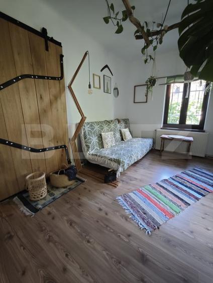 Apartament cu 2 camere semidecomandat, mobilat în Brașovul Vechi