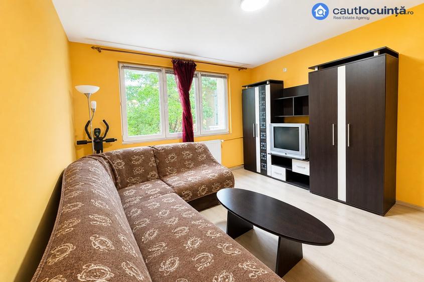 Apartament cu 3 camere semidecomandat, mobilat în Grivița