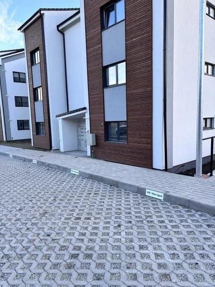 Apartament cu 2 camere decomandat în Aeroport