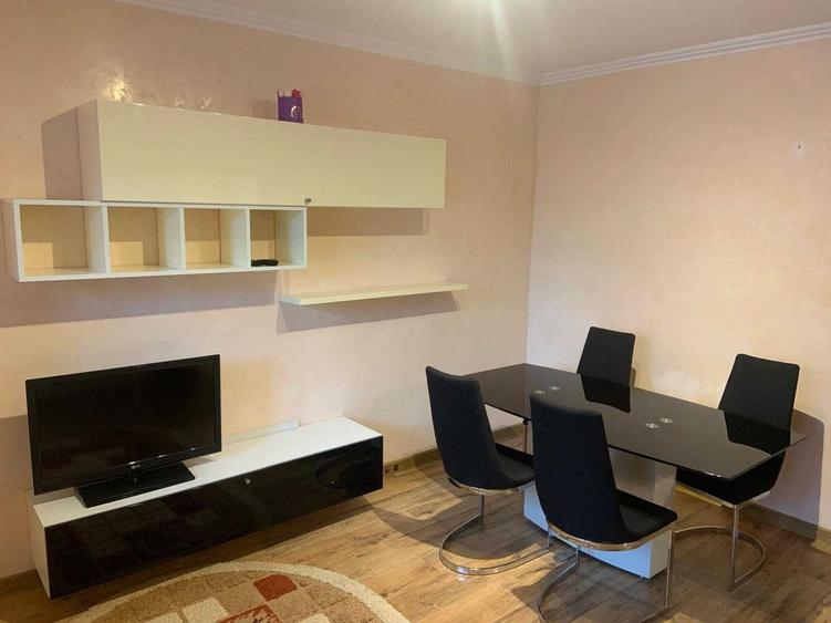 Apartament cu 2 camere decomandat în Siderurgiștilor