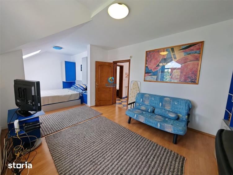 Casă cu 4 camere cu Teren 445 Mp în Bunloc