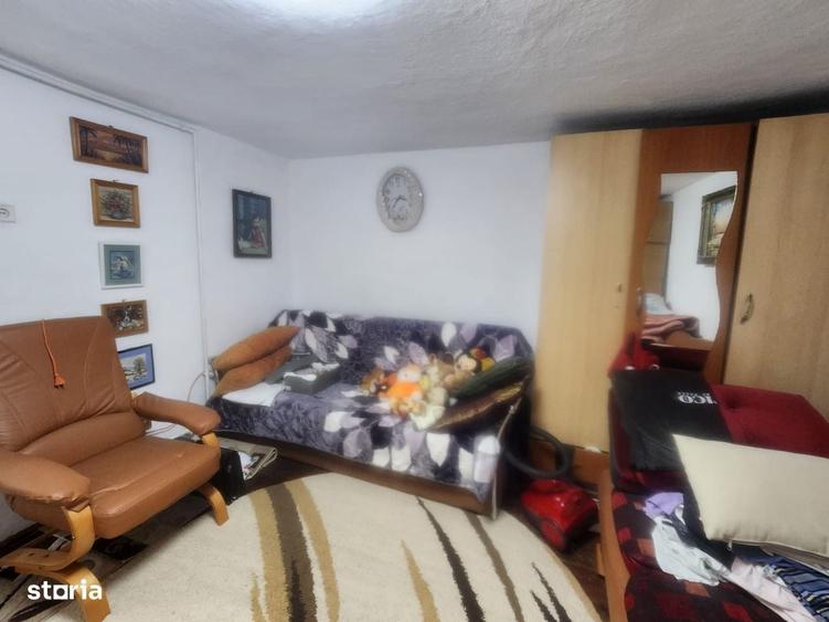 Casă cu 2 camere în Mărgineni