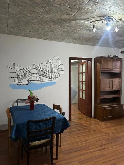 Apartament cu 2 camere nedecomandat în Central