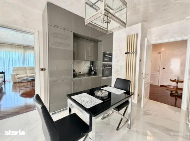 Apartament cu 4 camere în Primăverii