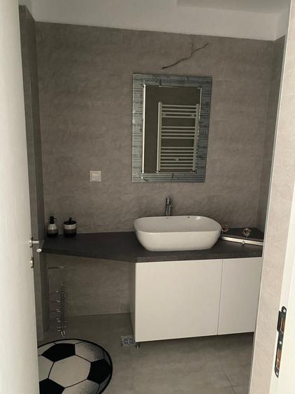 De vanzare Garsoniera Dristor str Rm Valcea - 2