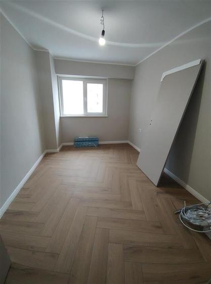 Apartament cu 3 camere decomandat în Zimbru