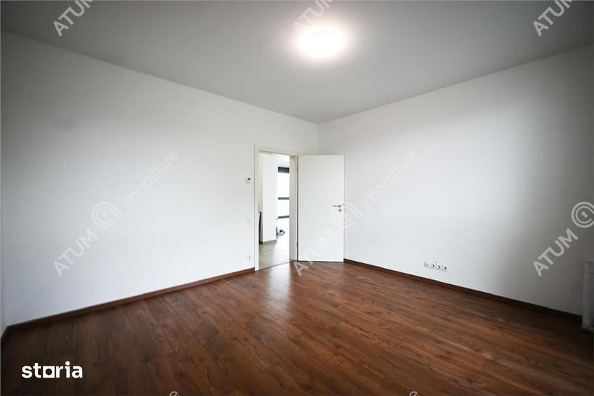Apartament cu 3 camere decomandat în Valea Aurie
