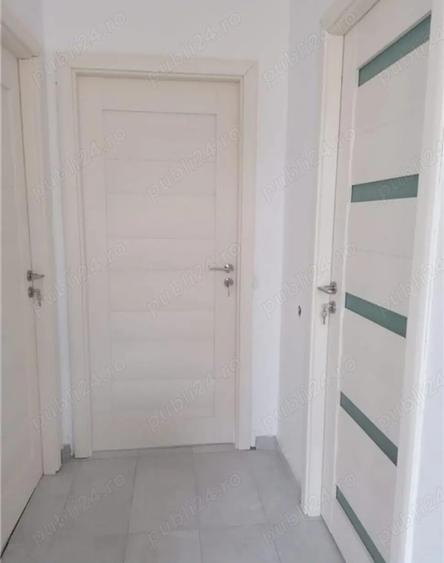 Casă cu 5 camere în Roșu