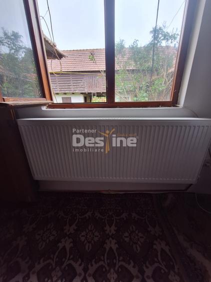 Casă individuală cu 4 camere cu Teren 1572 Mp în Dărmănești