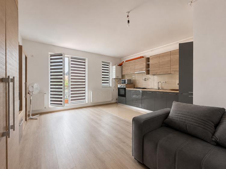 Apartament cu 2 camere semidecomandat în Prelungirea Ghencea
