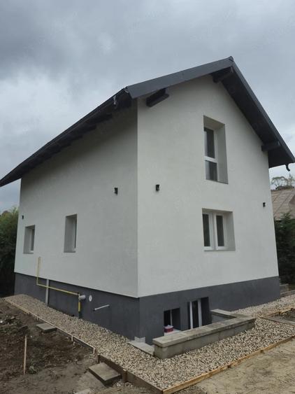 Casă cu Teren 1150 Mp în Central
