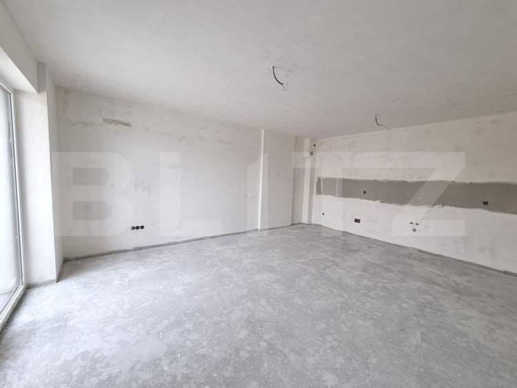 Apartament cu 2 camere semidecomandat în Iris