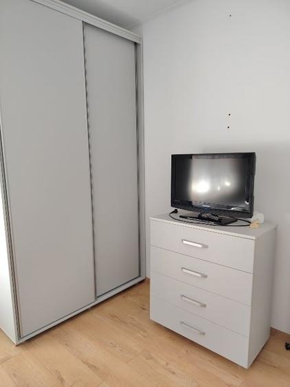 Vând apartament doua camere - 6