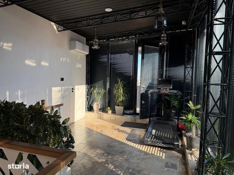 Apartament cu 4 camere în Central