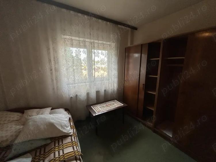 Apartament cu 4 camere decomandat în Aradul Nou