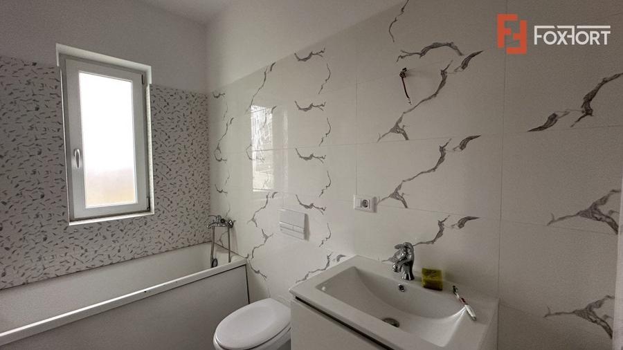 Duplex cu 4 camere cu Canalizare în Giroc