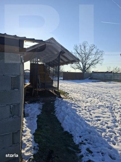 Casă cu 4 camere cu Teren 3404 Mp în Central