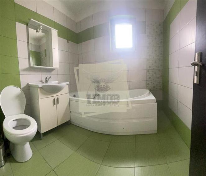 Casă cu 4 camere cu Canalizare în Șura Mare