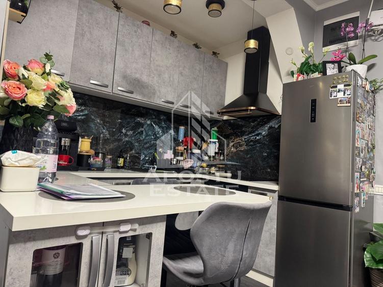 Apartament cu 2 camere nedecomandat, mobilat în Take Ionescu