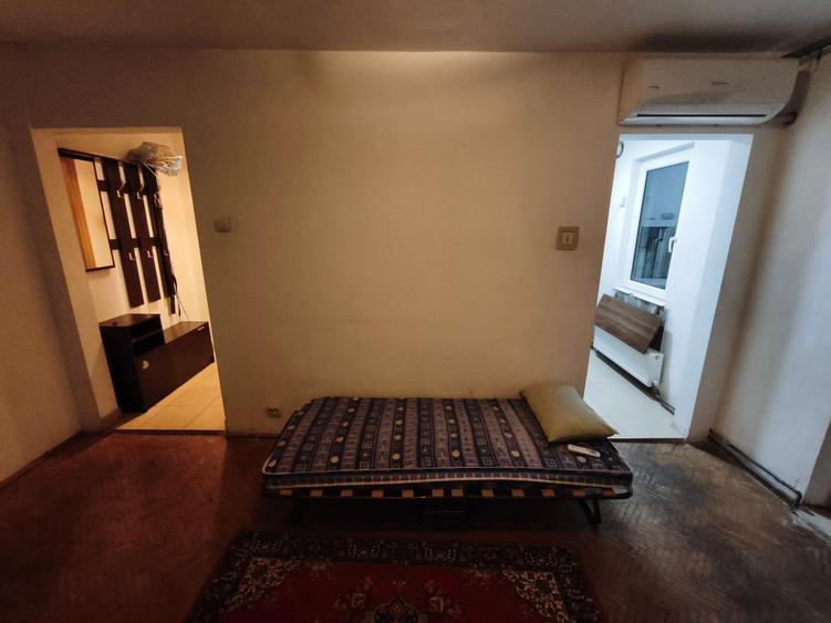 Sagului- Piata Doina 3 camere 350 euro - 4