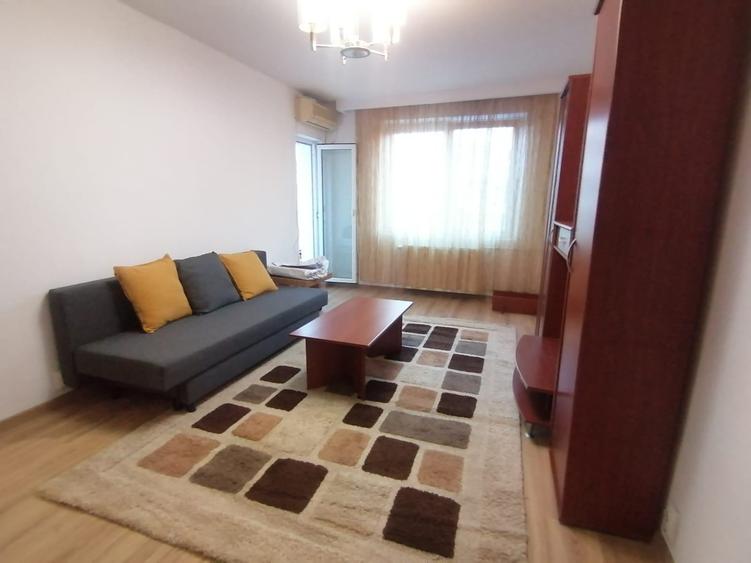 Apartament cu 2 camere decomandat în Obor