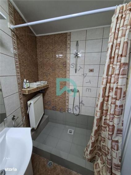 Casă cu 6 camere cu Teren 50 Mp în Centrul Istoric