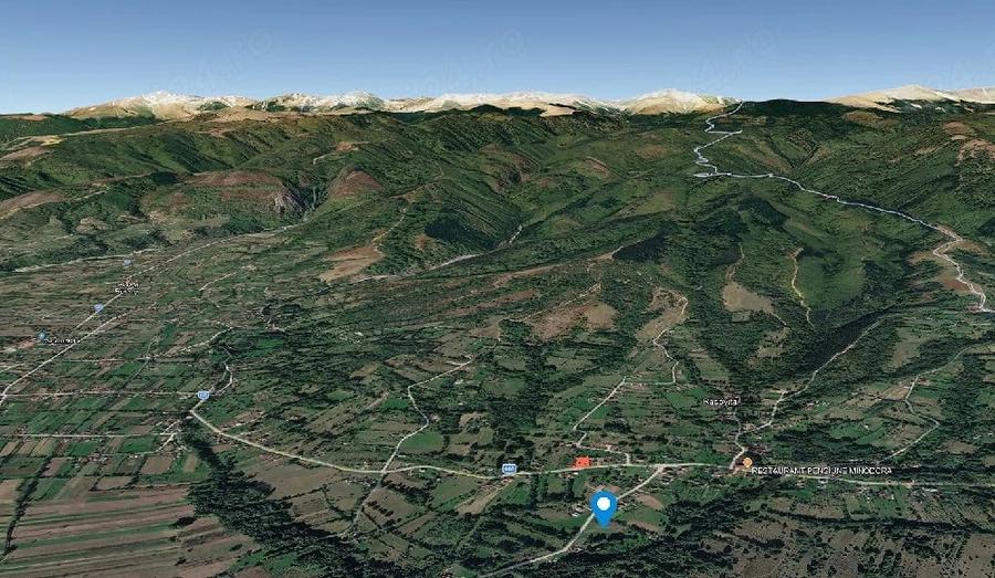 Teren de 700 mp, în Polovragi