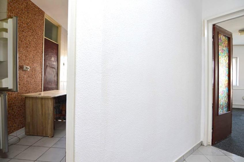 Apartament cu 3 camere decomandat, mobilat în Unirii