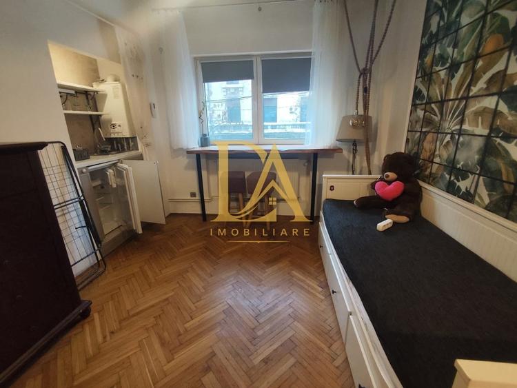 Garsonieră decomandată în Cișmigiu
